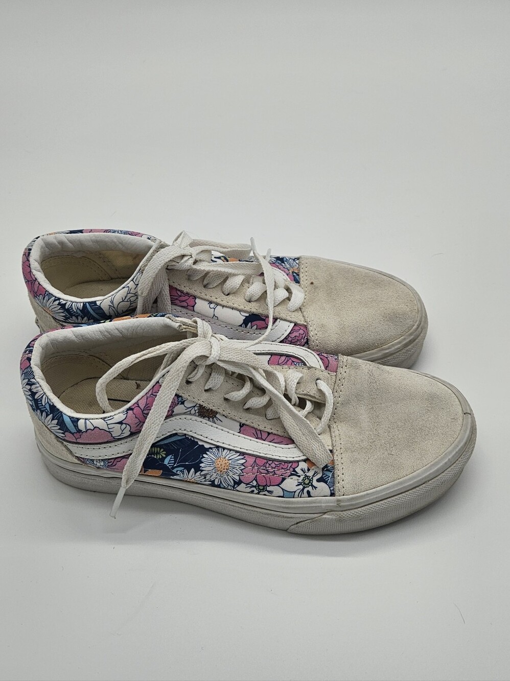 Women's Vans Floral Low-Top Lace-Up Sneakers - Pink & White